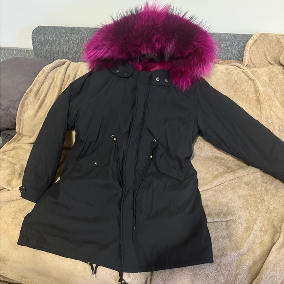 Fur lined parka - Picture 3 of 4